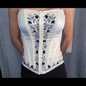 Embroidery corset